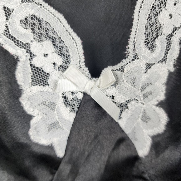 Cacique Sleep Cami Women 26/28 Black Good Satin Lace Trim V-Neck Lingerie Top - Picture 5 of 5